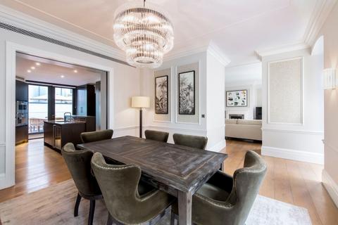 3 bedroom flat to rent, Duke Street, Mayfair, London