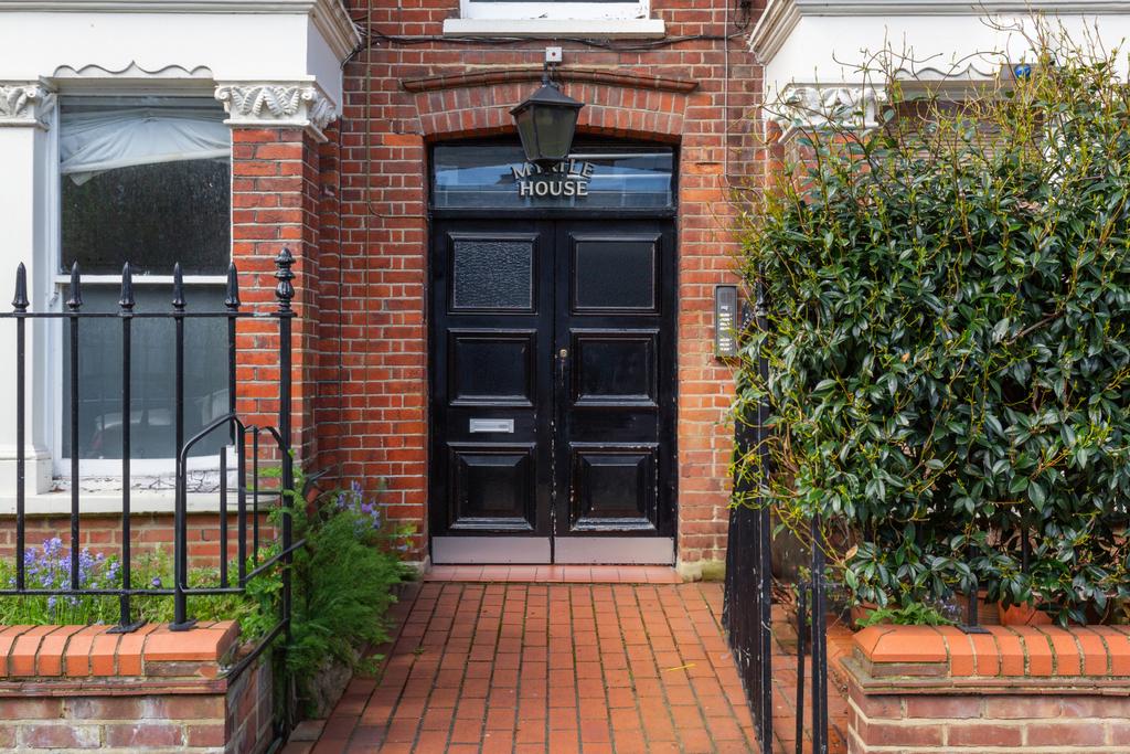 Sulgrave Road