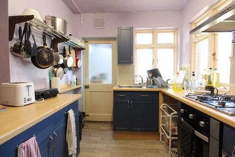 4 bedroom house share to rent, Nile Road, Southampton