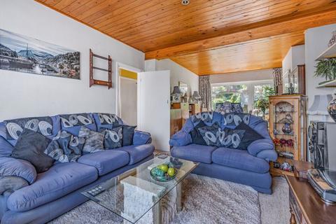 48 Oaks Road, Kenley, CR8 5NR