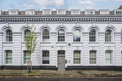 2 bedroom flat for sale, Barter Street, Bloomsbury, London, WC1A
