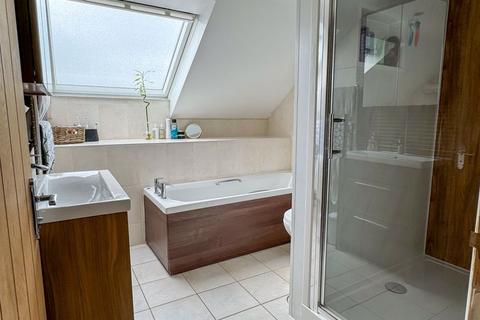 19b Felpham Way, Bognor Regis, PO22 8PT