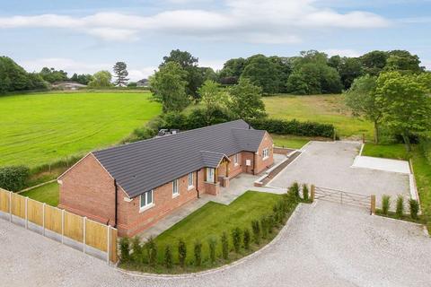 3 bedroom detached bungalow for sale, Buxton Road, Congleton