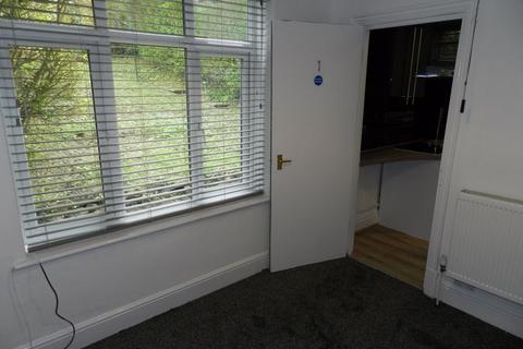 3 bedroom semi-detached house for sale, Wood Lane, Leeds