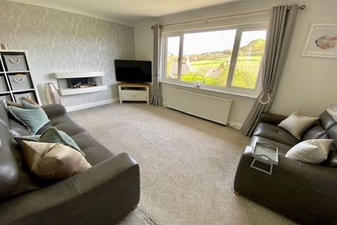 14 Castle View, West Kilbride, KA23 9HD