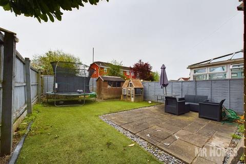 8 Vervain Close, Cardiff, CF5 4PL