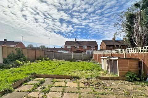 3 bedroom terraced house for sale, Queens Lea, Willenhall