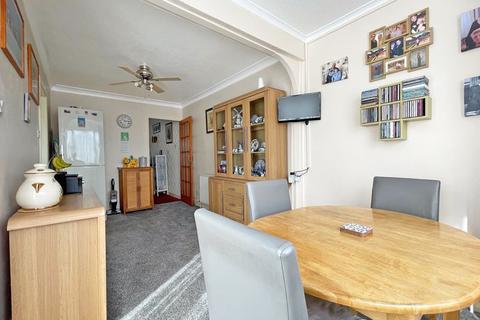 3 bedroom end of terrace house for sale, Millers Way, Honiton EX14