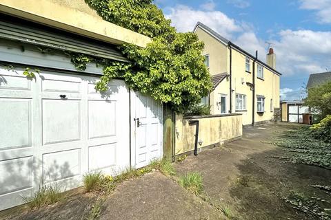 3 bedroom detached house for sale, Essington Road, Willenhall