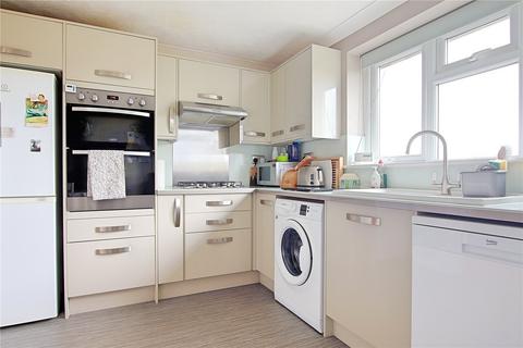 2 bedroom flat for sale, Bewley Road, Angmering, Littlehampton, West Sussex, BN16