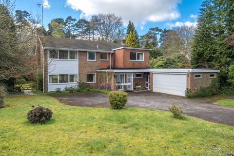5 bedroom detached house for sale, Pine Bank, Hindhead