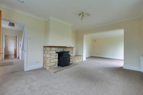 3 bedroom detached house to rent, Red Lodge, BRAYDON
