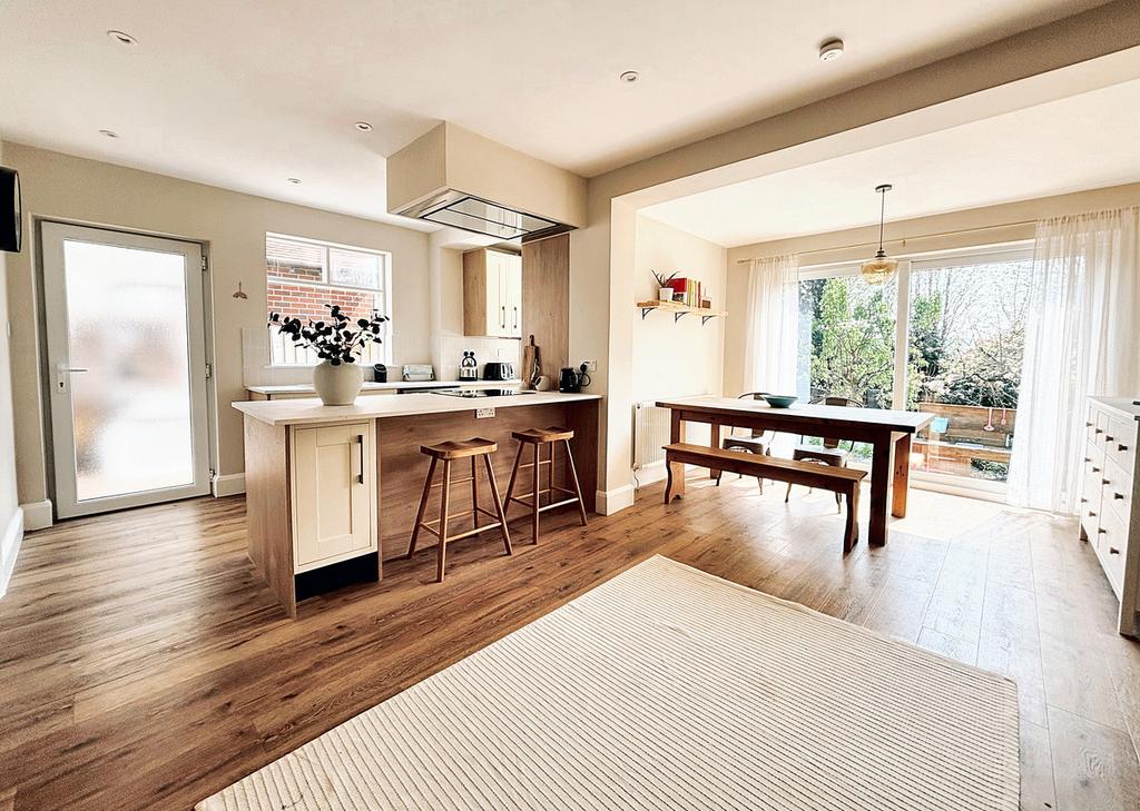 The Green Road, Ashbourne, DE6 3 bed semidetached house for sale £345,000