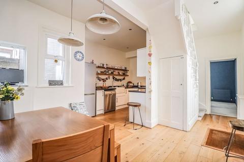 3 bedroom end of terrace house for sale, Winter Road, Southsea