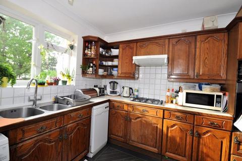 3 bedroom semi-detached house for sale, The Green, New Malden