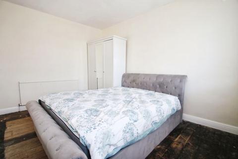 69 The Fairway, Northolt, UB5 4SN