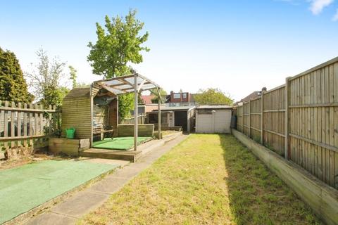 69 The Fairway, Northolt, UB5 4SN
