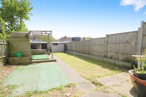 69 The Fairway, Northolt, UB5 4SN