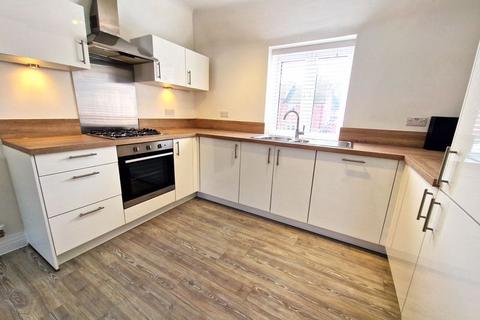 2 bedroom apartment to rent, Magnolia Avenue, Rugby CV21