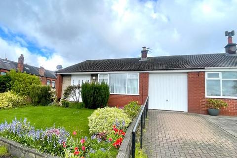 3 bedroom semi-detached bungalow to rent, Cromer Drive, Atherton, Manchester. * AVAILABLE MAY *