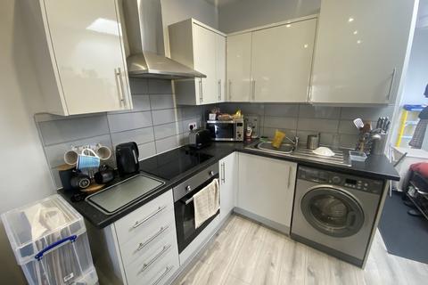 1 bedroom ground floor flat to rent, North Hyde Lane, Hounslow TW5