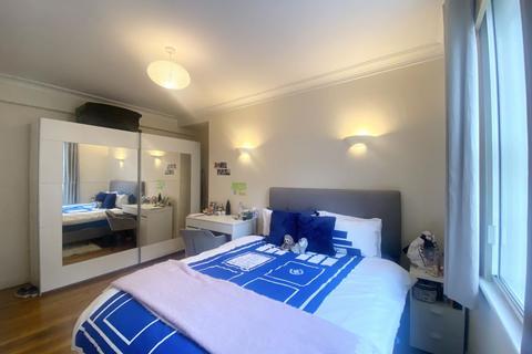 2 bedroom flat to rent, Goodwood Court, Devonshire Street, London W1W