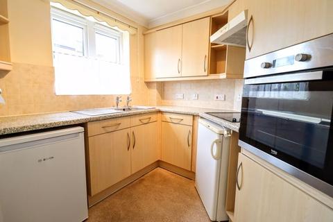 2 bedroom apartment for sale, Clifford Avenue, Milton Keynes