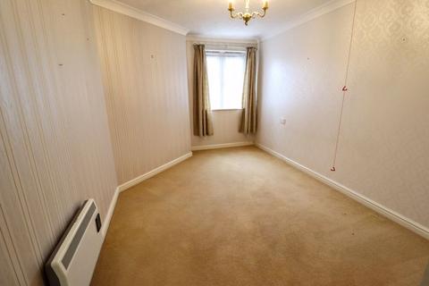 2 bedroom apartment for sale, Clifford Avenue, Milton Keynes