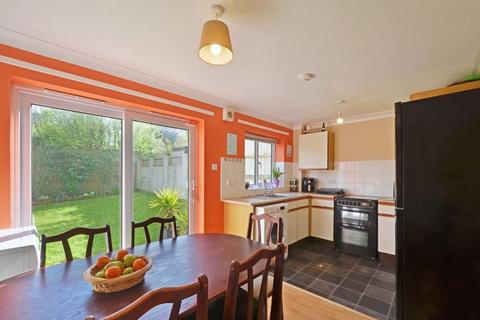 5 Ashmead, Grampound Road, Truro, TR2 4DH