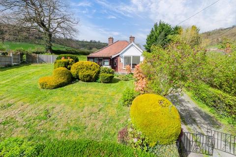 undefined, Pontfadog, Llangollen