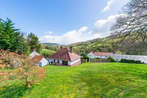 undefined, Pontfadog, Llangollen