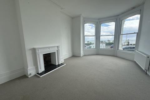 3 bedroom flat to rent, 2-3 South Cliff, Meads Seafront