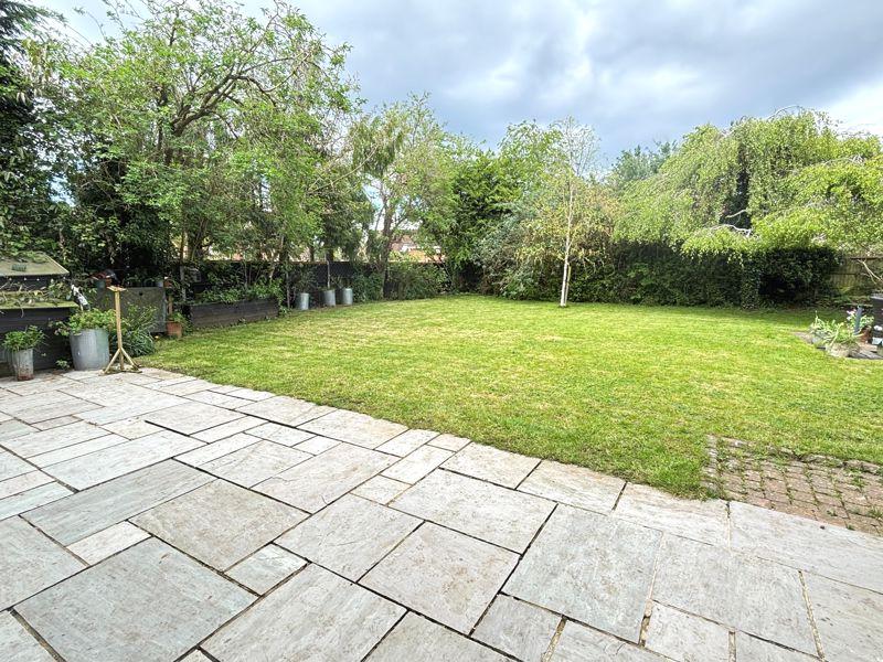 Photo 25
