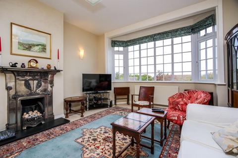 3 bedroom apartment for sale, Argyle Road, Clevedon