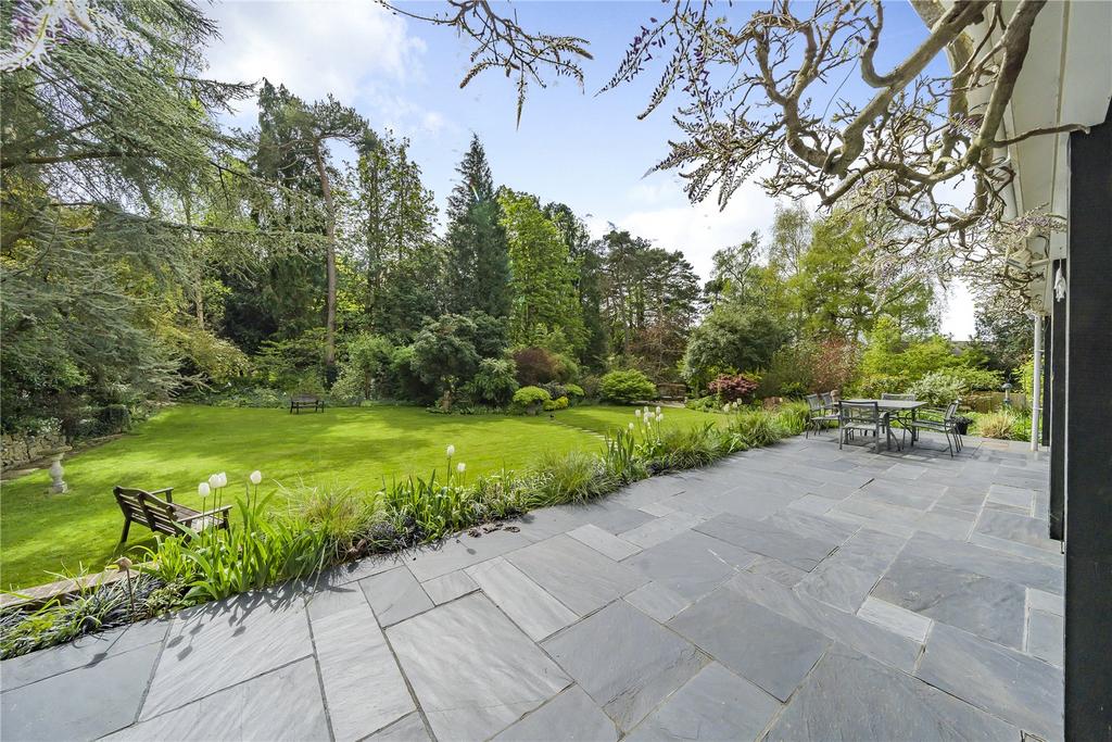 Terrace &amp; Garden