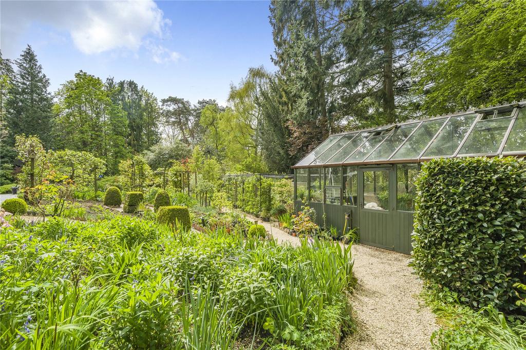 Potager &amp; Greenhouse