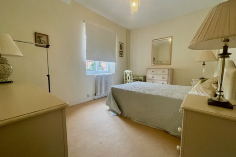 2 bedroom apartment to rent, Swallowfield Park, Swallowfield