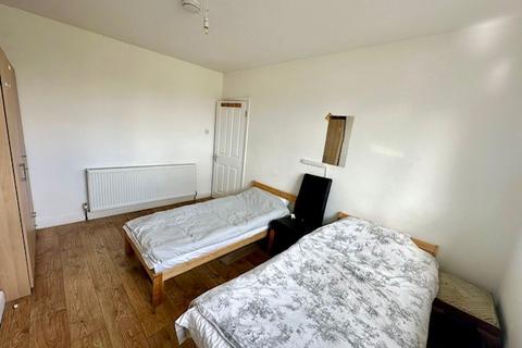 1 bedroom in a house share to rent, Tallack Road, Leyton