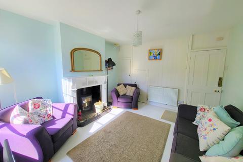 3 bedroom cottage to rent, Moons Hill, Totland