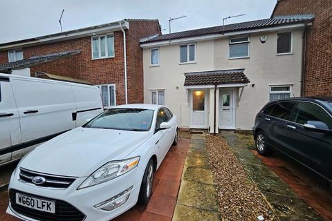 1 bedroom terraced house to rent, Oaktree Crescent, Bristol