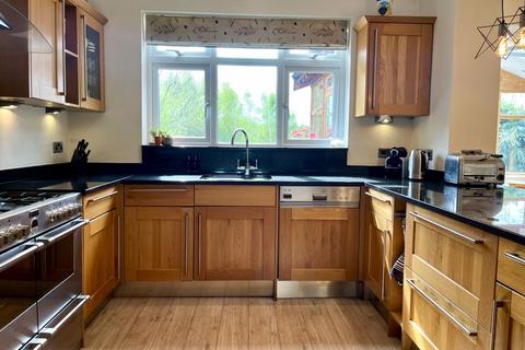 26 Long Ashton Road, Long Ashton, Bristol, BS41 9LD