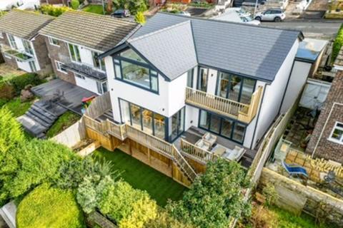 82 Hillside Road, Portishead, Bristol, BS20 8LJ
