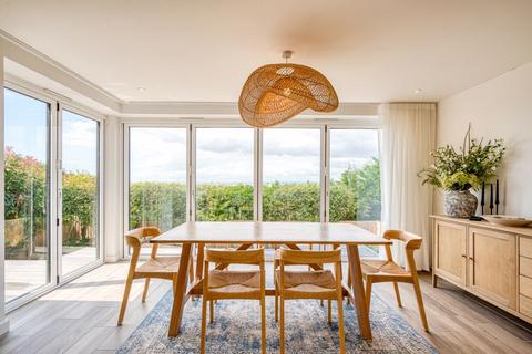 82 Hillside Road, Portishead, Bristol, BS20 8LJ