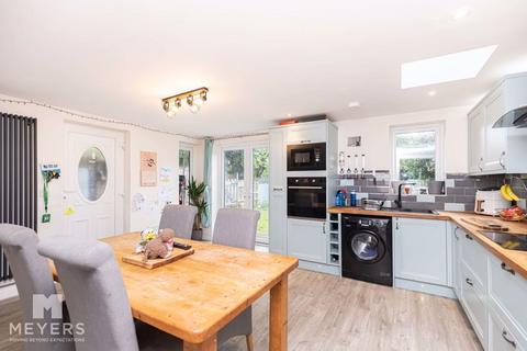 2 bedroom semi-detached house for sale, Oxford Avenue, Southbourne, BH6