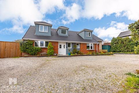 6 bedroom detached bungalow for sale, Old Barn Road, Christchurch, BH23