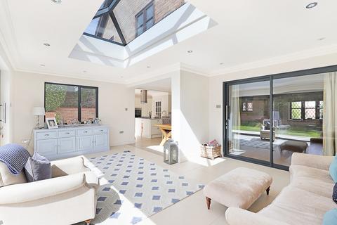 4 Green Trees, Epping, CM16 4QT