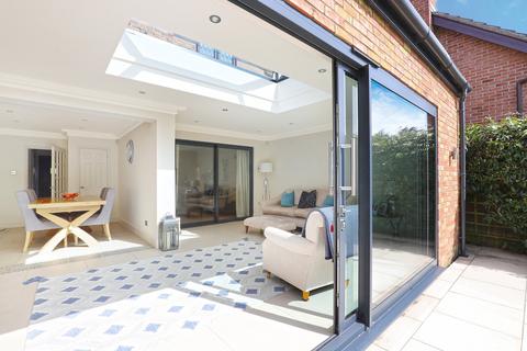 4 Green Trees, Epping, CM16 4QT
