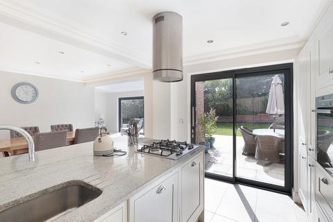 4 Green Trees, Epping, CM16 4QT