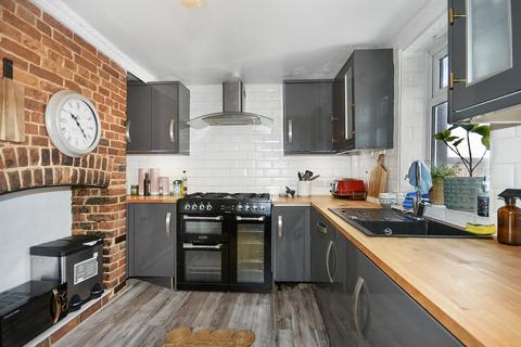 3 bedroom semi-detached house for sale, Winchelsea Road, Rye