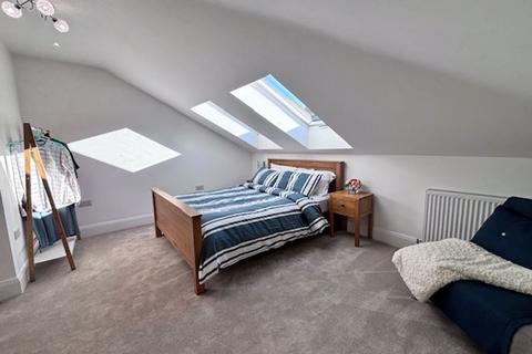 2 bedroom duplex for sale, Hangingroyd Lane, Hebden Bridge HX7